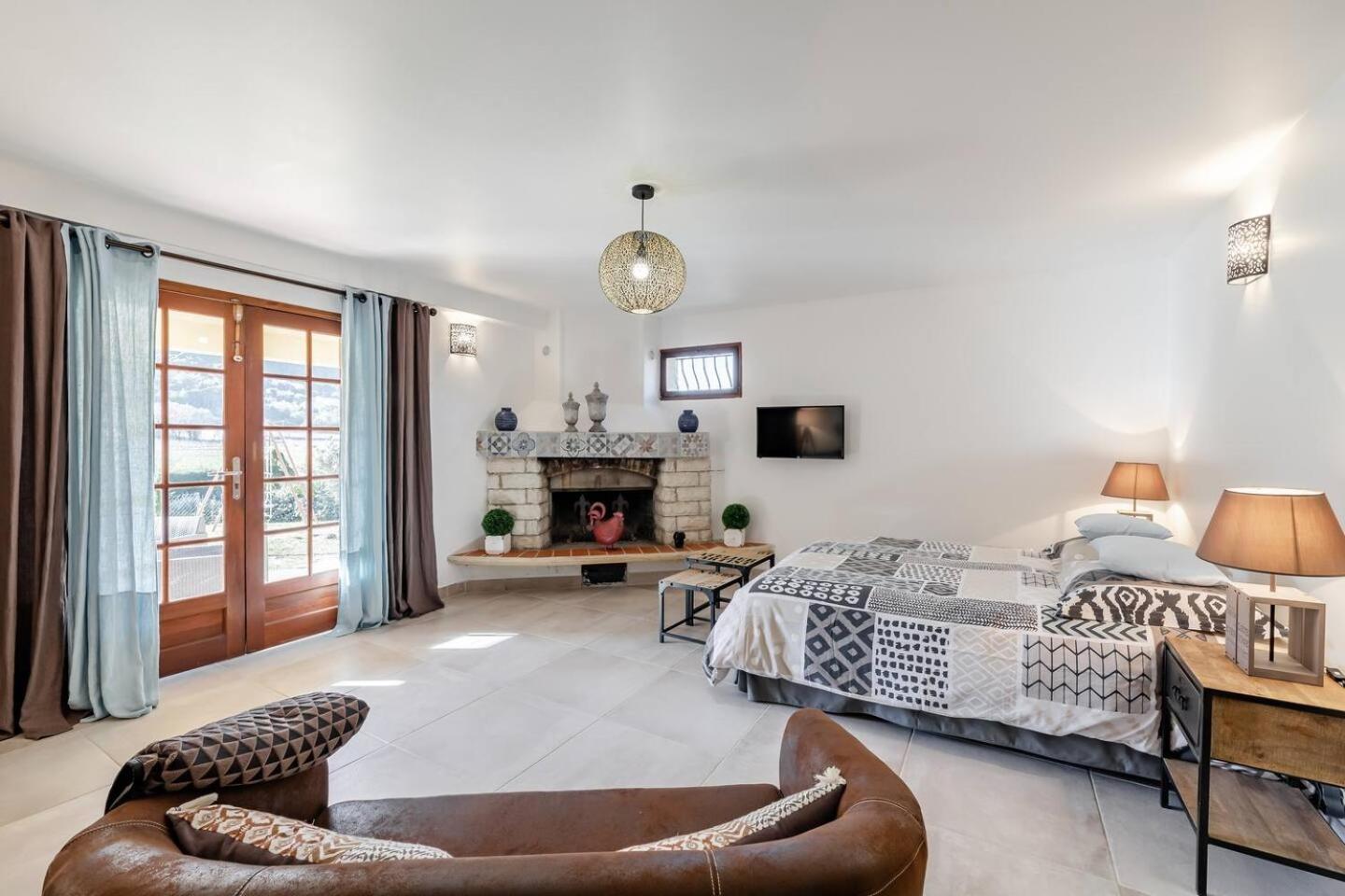 Villa L'Angeannie Roquefort-la-Bédoule Esterno foto
